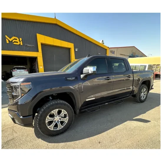 GMC 1500 4door 2020 pedal