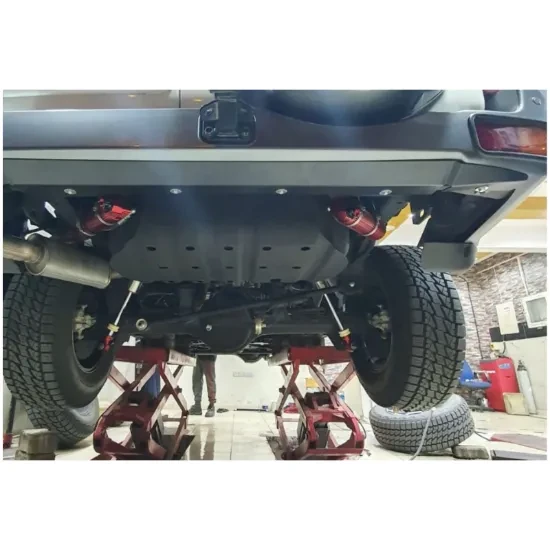 Nissan rear fender flare plate